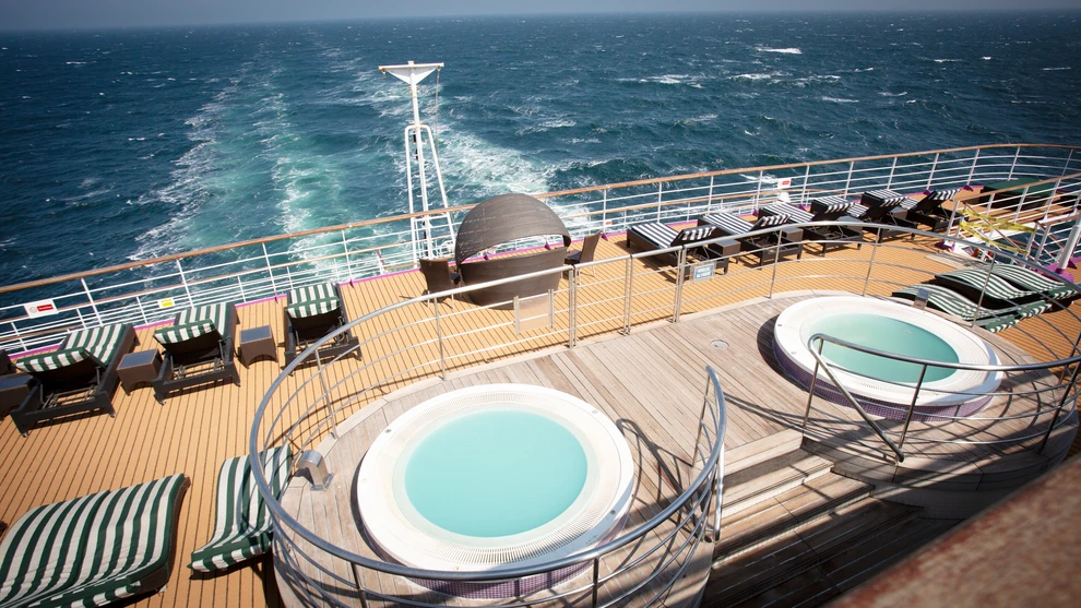 ambassador cruise line hot tubs